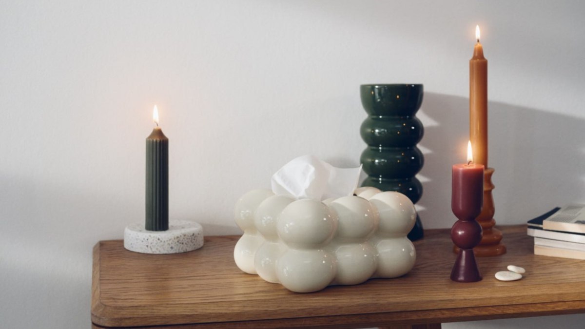 Ритейлер одежды Sela вышел на рынок товаров для дома открыл шесть магазинов Sela Home и продажи на сайте В ассортименте текстиль посуда декор игрушки товары для ванной комнаты и хранения Российские ритейлеры стали активнее развивать направление товаров для дома после ухода из России H M Home и Zara Home vc ru retail 2346047