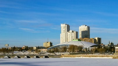 В ОЭЗ «Южноуральская» Челябинской области создадут промышленный кластер   Кластер высокотехнологичных роботизированных производств планируют создать на площадке особой экономической зоны  ОЭЗ  в Челябинской области. По словам губернатора Алексея Текслера, это станет важной точкой роста для региональной и российской промышленности.  Читать далее