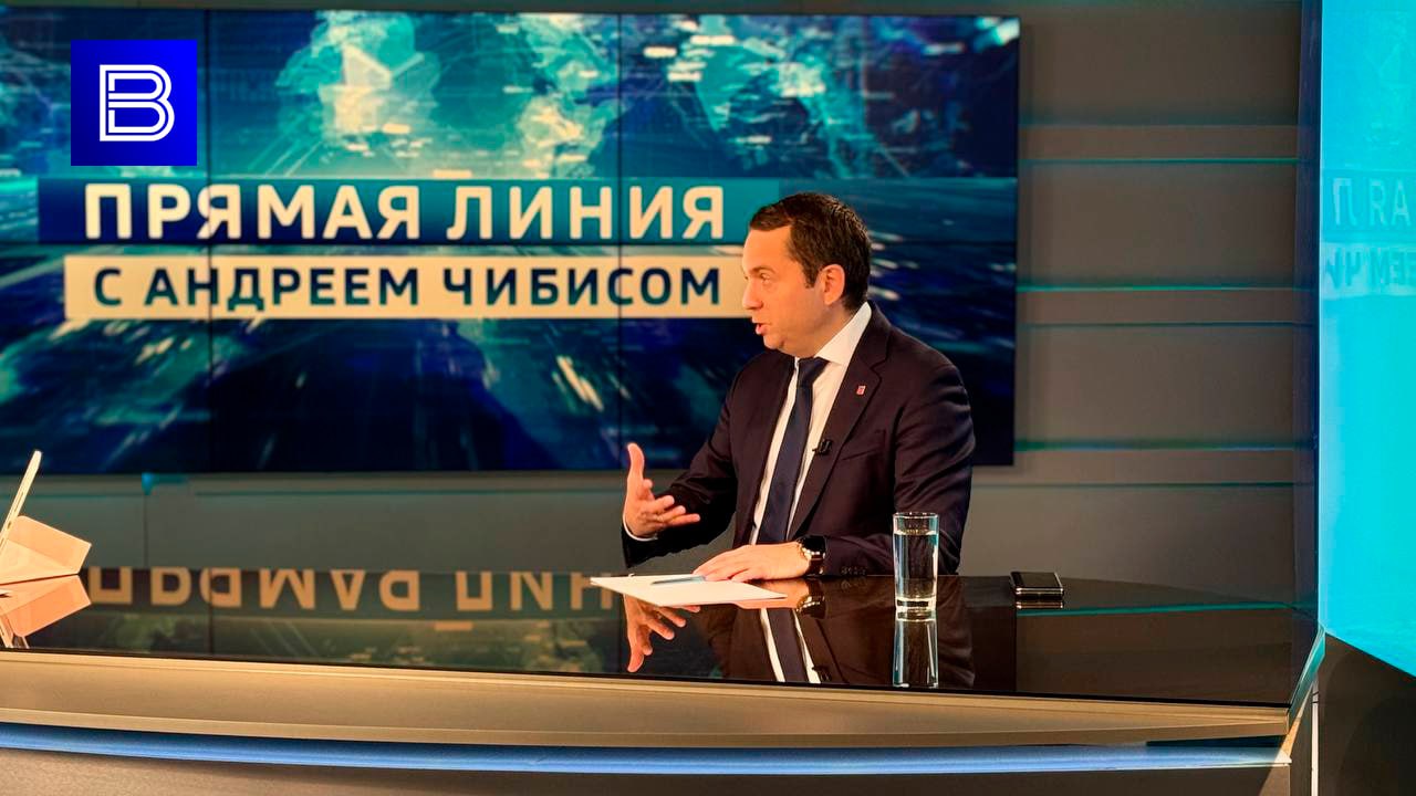 Бред какой то Андрей Чибис жестко раскритиковал изменения в системе компенсации за наем жилья медработникам Выплата компенсации за наем жилья медработникам в Мурманской области будет восстановлена Об этом во время прямой линии на телеканале Россия 24 в эфире ГТРК Мурман заявил губернатор Андрей Чибис Глава региона раскритиковал изменения в системе компенсации Появился какой то срок по поводу года год получаешь компенсацию потом нет Бред какой то реально бред Я уже коллег отругал за это Мы это точно исправим в ближайшее время Также за задержки выплат будут сурово наказаны виновные Внутри минздрава все деньги нашли подчеркнул губернатор