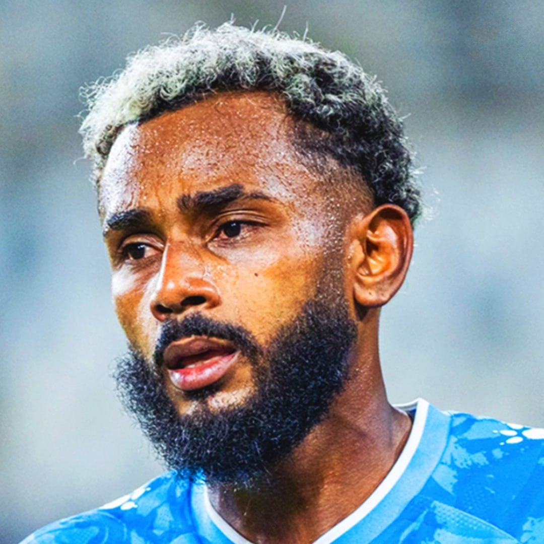 Зенит объявил о продлении контракта с Венделом до 2029 года Летом бразилец улетал из России на родину с 10 чемоданами но трансфер футболиста в Ботафого сорвался Все рекорды сезона в приложении ГОЛ