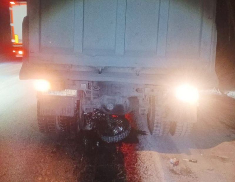 В Бурятии самосвал переехал врезавшегося в него байкера С 1 по 4 мая в Бурятии произошло 68 дорожно-транспортных происшествий, в том числе 11 аварий, в результате которых 3 человека погибли, еще 10 получили травмы. #Бурятия Подробности в «Номер один» Сообщить нам свою новость можно по кнопке: Письмо в редакцию