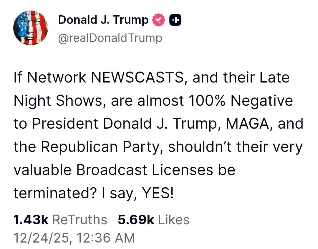 Президент Трамп призвал лишить лицензии на телевещание компанию Newscasts которая производит Late Night Show поскольку авторы шоу почти в 100 случаев негативны к президенту Трампу МАГА и Республиканской партии
