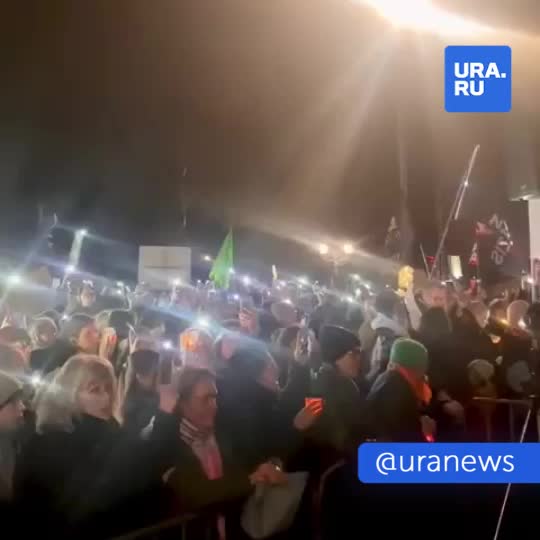 В Кёльне прошла акция протеста против партии АдГ с участием 20 тысяч человек