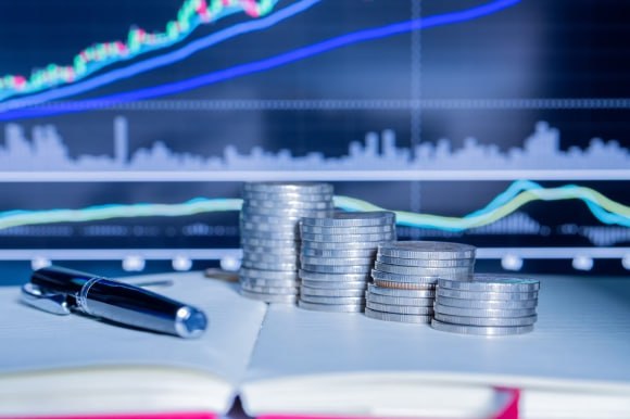 В 2025 году объем проектного финансирование девелоперов сократится почти на 30 Объем выдачи банками проектного финансирования российским застройщикам по результатам 2025 года может снизиться относительного 2024 года на 28 до 4 2 триллиона рублей сообщается в обзоре рейтингового агентства Эксперт РА Подробнее www ancb ru news read 20088 девелоперы эскроу застройщики кризис аналитика