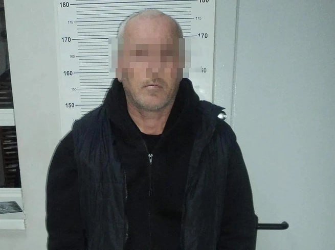 В Волгограде вынесли приговор 40 летнему Виталию Фальтину за сжигание трех Газелей экс работодателя в январские праздничные выходные 2025 года За уничтожение транспорта по части 2 статьи 167 УК РФ суд назначил ему два года принудительных работ с удержанием двадцатой части заработка в пользу государства