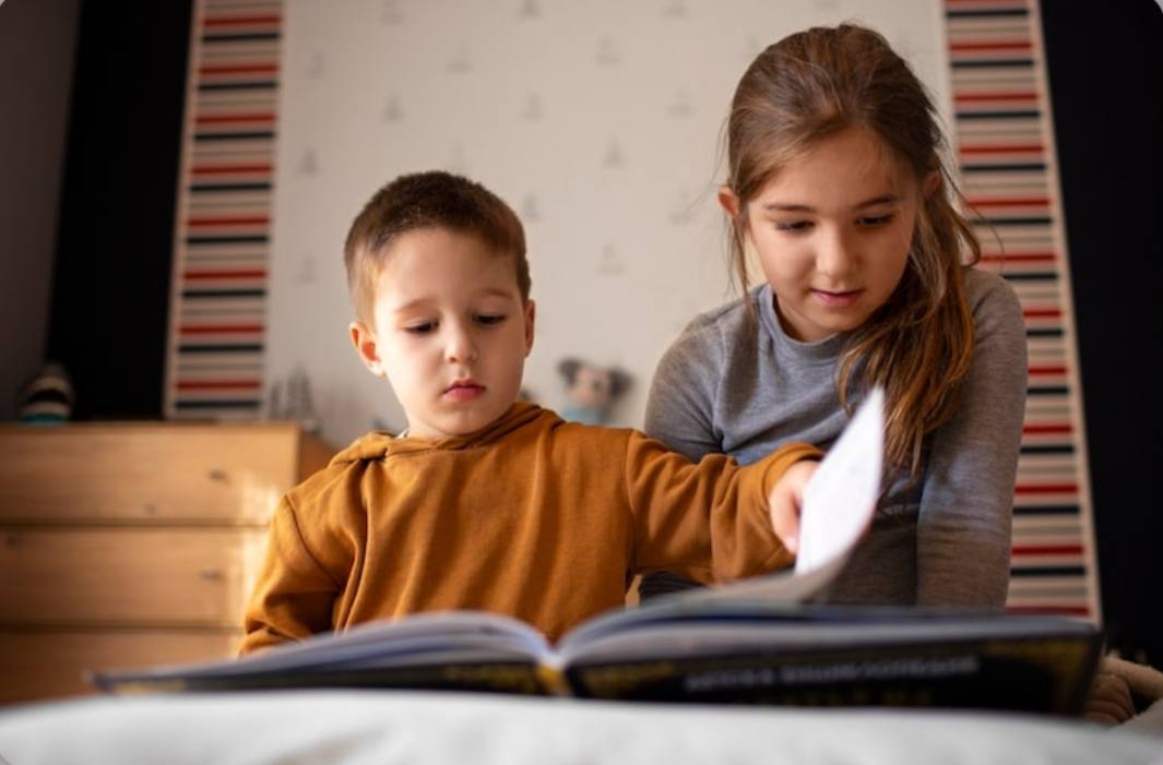 Школьников 5 11 классов Владивостока приглашают принять участие во всероссийском конкурсе чтецов Живая классика Заявки принимаются до 24 января По условиям конкурса ребятам необходимо прочесть вслух отрывок из своего любимого художественного прозаического произведения российского или зарубежного автора на русском языке Регистрация проходит на официальной платформе конкурса по ссылке Источник adm vl РОДИТЕЛИ ПРИМОРЬЯ