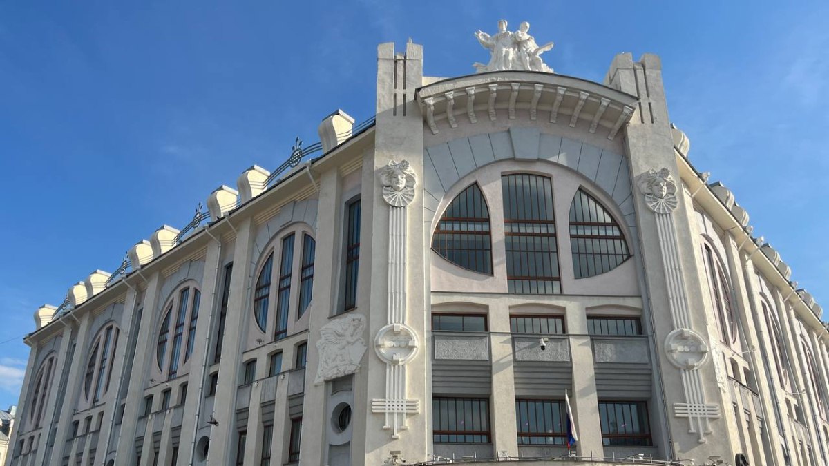 В Самаре С 6 по 25 сентября пройдет VI Международный фестиваль Шостакович Над временем Фестиваль откроется в Самарской филармонии Зрители смогут насладиться выступлениями мировых звезд классической музыки Британский пианист Фредерик Кемпф поразит зрителей мощной энергетикой и глубоким пониманием классического репертуара Подробнее читайте в нашей статье ГТРК Самара