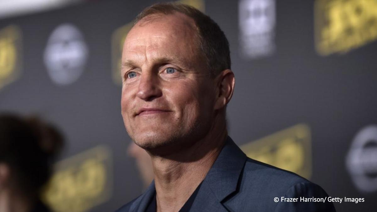 Вуди Харрельсон исключил возвращение к роли в Настоящем детективе поскольку съемки нового сезона лишь испохабят его заявил он в интервью NBC Слухи о возможном новом сезоне усилились после рассказа создателя сериала о том что у него есть новый сюжет для актеров Абсолютно согласна с Вуди Сериал испохабили все последующие после первого сезоны Я помню решила себя пересилить и посмотрела тот сезон про Аляску но там оказалась жуткая повесточная дрянь замешанная на расовых и феминистических нарративах Пожалела что увидела