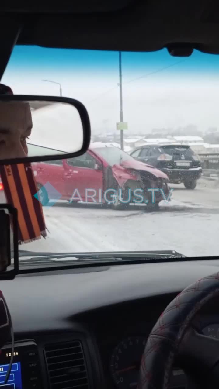 ДТП на Селенгинском мосту в Улан-Удэ вызывает затор