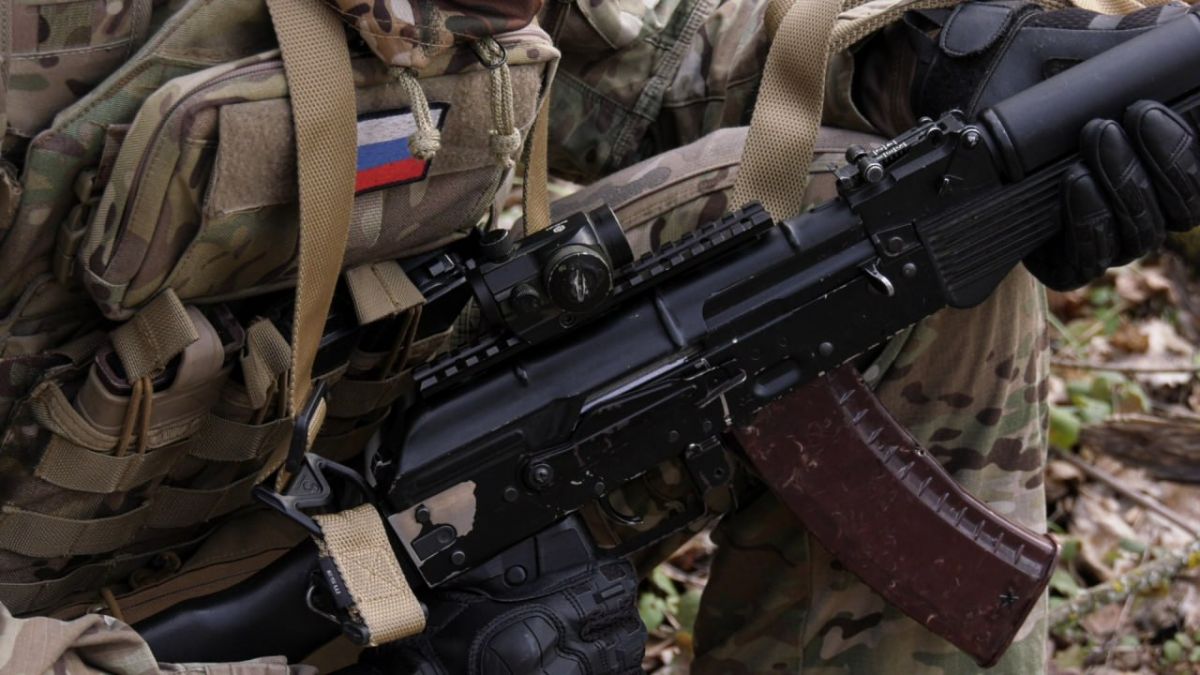 Орловским участникам СВО временно не будут выдавать справки Во всех МФЦ Орловской области временно не принимают заявки на получение и выдачу справок об участии в СВО. Об этом сообщили в пресс-службе центра. ↗ Прислать новость Подписаться