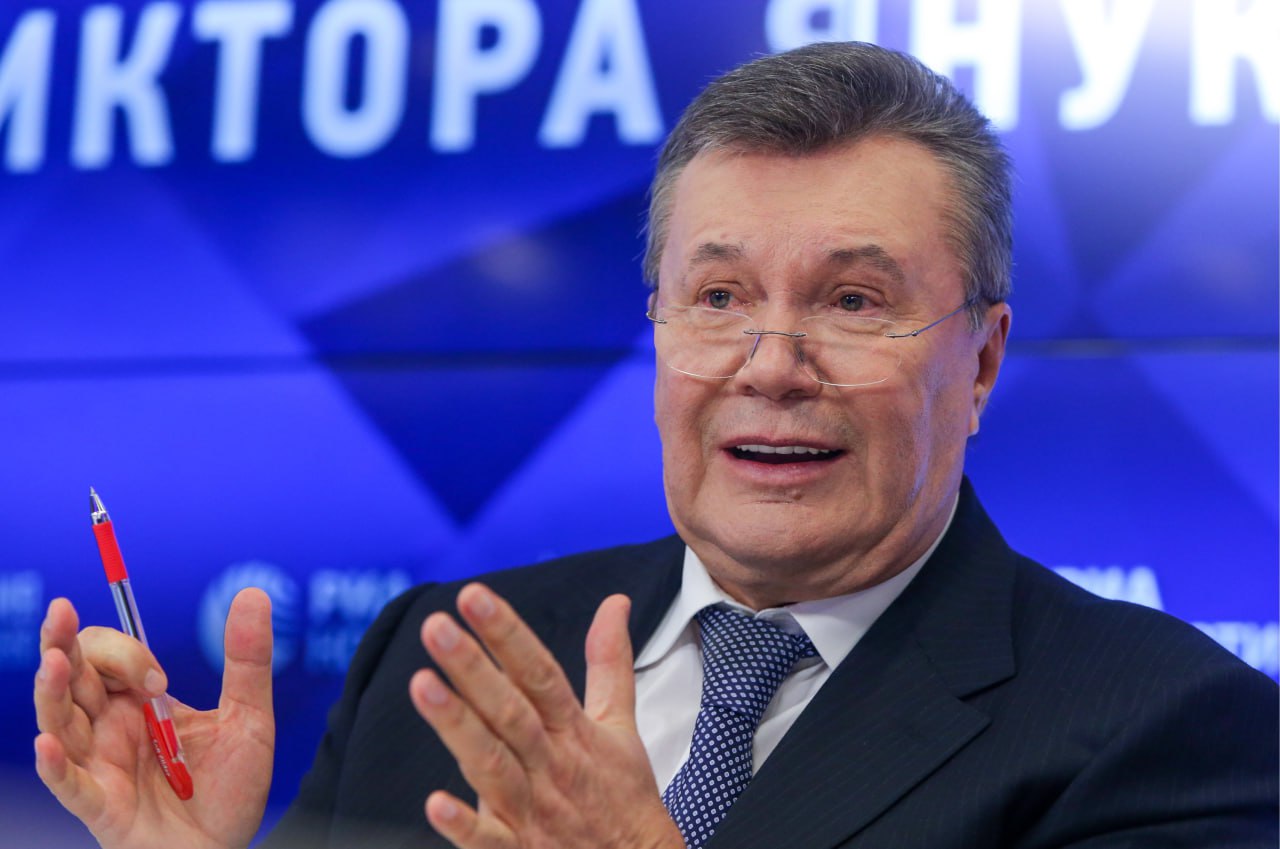 Сын экс-президента Украины вышел из состава учредителей петербургской компании  Сын экс-президента Украины Виктора Януковича Александр уже не является учредителем петербургского "Арсенал Инвест", следует из регистрационных документов.  Наследник экс-президента перевёл бизнес в Донецк.  Александр учредил "Арсенал Инвест" в мае в 2014 года в Петербурге. В 2024 году ФНС внесла изменения, указав, что учредитель имеет российское гражданство, а до этого все годы значился гражданином Украины  Автор фото: ТАСС