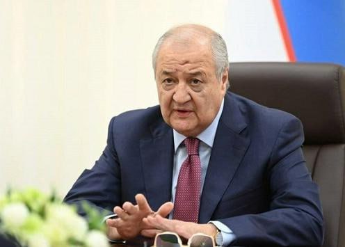 Советник президента Узбекистана по внешней политике Абдулазиз Камилов говоря о вступлении республики в Совет мира заявил что присоединение к этой организации соответствует внешнеполитическим приоритетам страны Камилов сделал акцент на том что инициатор создания Совета мира президент США Дональд Трамп обозначил основной целью организации урегулирование конфликта в Газе Поскольку центральноазиатская республика заинтересована за преодоление кризиса на Ближнем Востоке ее руководитель Шавкат Мирзиёев поддержал идею американского лидера Подробнее на нашем сайте Актуальные новости из Центральной Азии fergananews