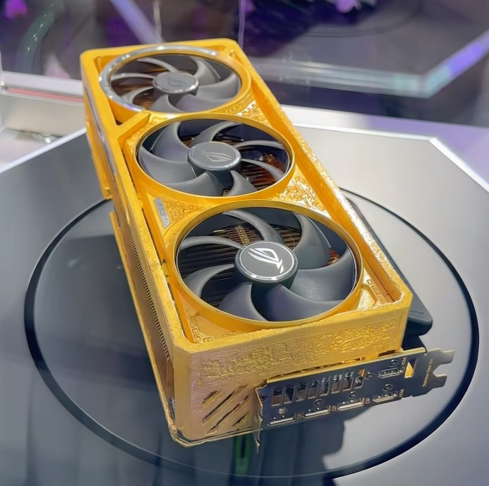 Asus представила самый дорогой графический процессор в истории Новая видеокарта RTX 5090 ROG Astral Gold Edition стоит впечатляющие $500,000 и создана из 11 фунтов 5 кг чистого золота. В то время как стандартная версия RTX 5090 имеет цену около $2,000, золотая модель, вероятно, будет представлена как выставочный образец, и пока неясно, будет ли она доступна для продажи. ================ News Soft Gear Links