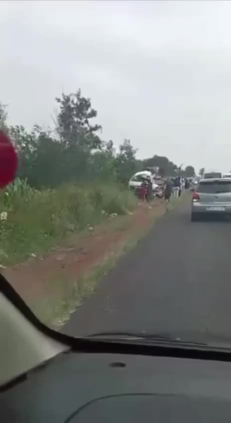 Смертельное столкновение школьного автобуса с самосвалом в ЮАР
