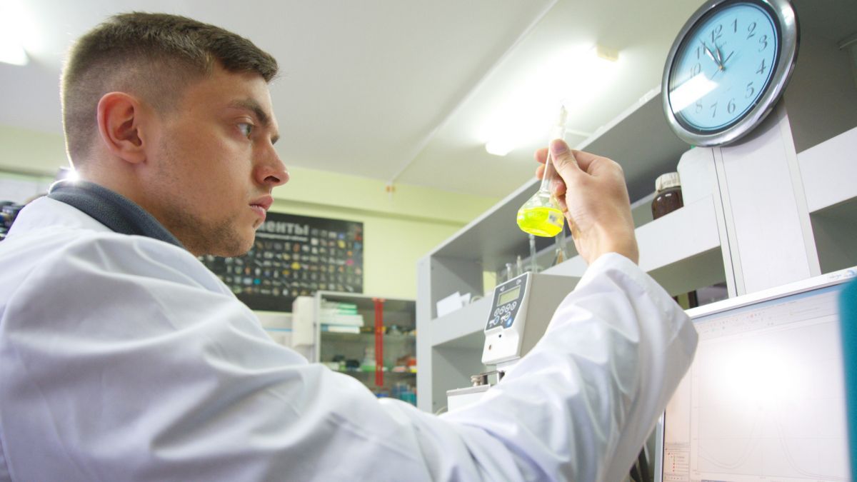 Двое ученых из Ивановской области получили гранты на разработку новых лекарств Российский научный фонд РНФ объявил итоги трех конкурсов для молодых исследователей, включая проекты по продлению финансирования уже поддержанных инициатив ↗ Прислать новость Подписаться