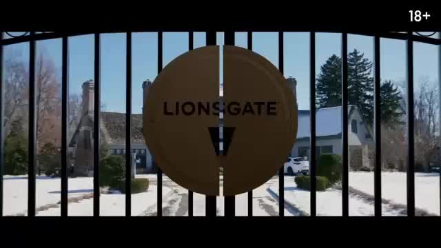 Фильм 'Горничная' с Сидни Суини и Амандой Сайфред: успешный релиз и высокие оценки критиков