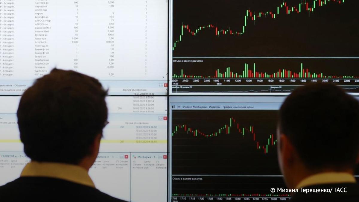 В России создали нейросеть, предсказывающую кризисы на фондовом рынке, сообщила пресс-служба НИУ ВШЭ.  Модель обрабатывает неравномерные данные и достигает точности более 83%.     / Наука