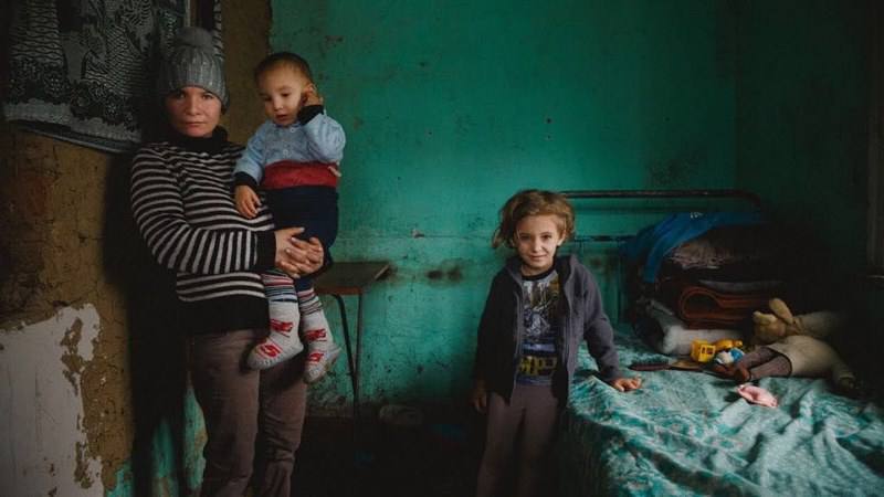 Россиянкам будут рассказывать о пугающих последствиях перед абортом. С 1 сентября начнёт действовать новая форма информирования при искусственном прерывании беременности. Основное изменение заключается в более детальном информировании женщин о возможных рисках и осложнениях процедуры. Главная цель изменений — обеспечить женщин полной и достоверной информацией для принятия осознанного решения. При этом окончательное решение остается за пациенткой. _____________________________ Есть интересная новость? Присылайте нам Краснодар Сегодня ПРИСЛАТЬ НОВОСТЬ
