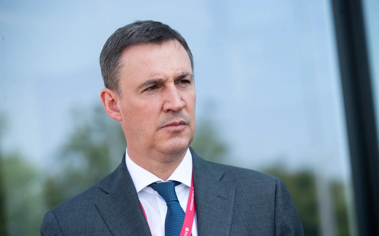 Вице-премьер Патрушев попросил Минсельхоз внимательно контролировать ситуацию в пищевой отрасли, назвав снижение производства в ней "очень плохой тенденцией" — Интерфакс  Динамика экспорта продукции АПК в 2025 году "просела" по сравнению с прошлым годом — Патрушев  Читать далее