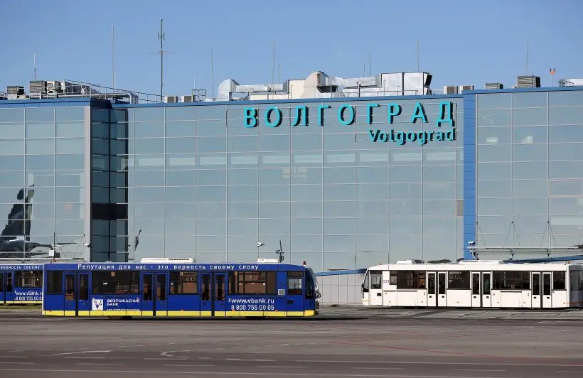 15 января Операторы аэропортов Волгограда Горно Алтайска Калининграда Сочи и Челябинска отменили отдельный тариф для авиакомпаний за использование платформы для регистрации пассажиров исполнив таким образом предупреждение Федеральной антимонопольной службы ФАС