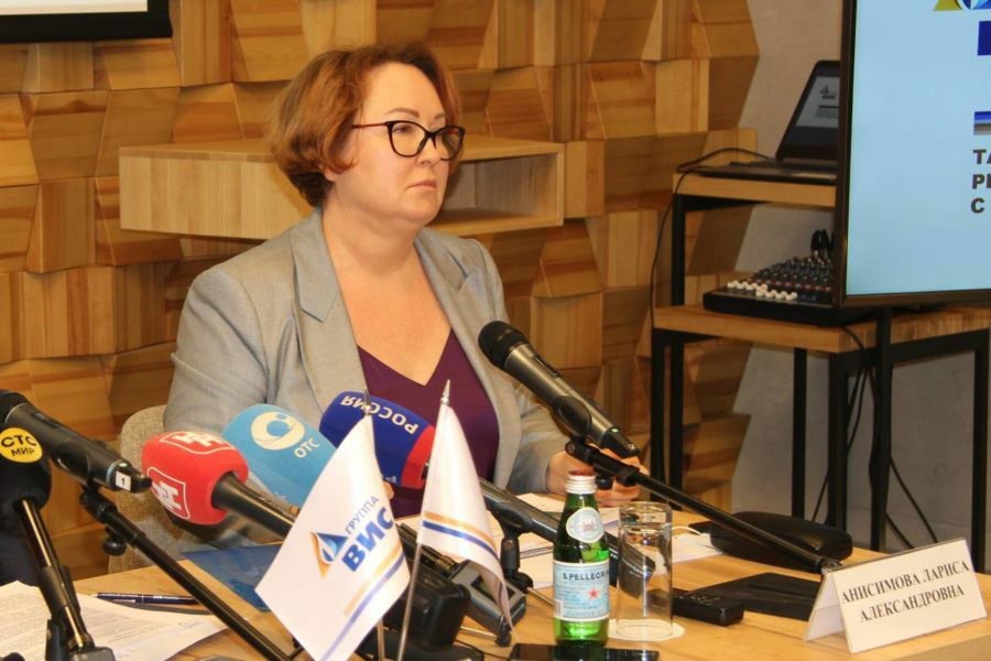Экс-гендиректор «Экологии-Новосибирск» обвиняется в преднамеренном банкротстве Прокуратура утвердила обвинительное заключение по уголовному делу, возбужденному в отношении бывшего генерального директора компании ООО «Экология Новосибирск» Ларисы Анисимовой. Ей инкриминируется преднамеренное банкротство. Суд арестовал имущество Анисимовой: три квартиры, жилой дом и участок. Общая стоимость — свыше 31 миллиона рублей. Всего с целью возмещения причиненного преступлением ущерба в рамках расследования уголовного дела следователем приняты обеспечительные меры по наложению ареста на принадлежащее Анисимовой и аффилированным лицам имущество на сумму 2,1 млрд рублей. Подробнее читайте по ссылке INFOPRO54 Источник фото: архив Infopro54