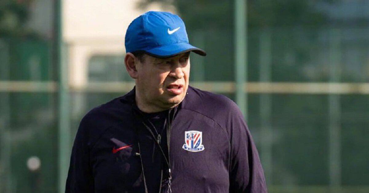 Слуцкий проиграл дерби Шанхая: подопечные рос-тренера уступили дома заклятым соперникам из Шанхая Порт в матче китайской Суперлиги — 1:2. Шеньхуа продолжают занимать 1-е место, но оппоненты приблизились уже на расстояние одного очка.