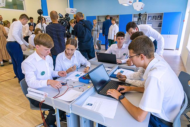 В Челябинской области откроются 118 губернаторских инженерных классов В них будут учиться талантливые школьники по приоритетным региональным инженерным направлениям.
