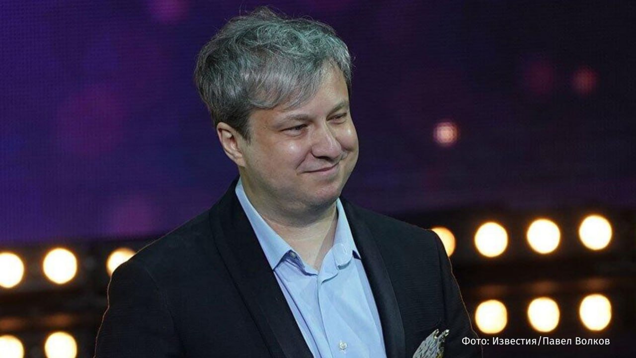 Уголовное дело кинокритика Антона Долина направлено в суд Об этом сообщила прокуратура Москвы Ведомство утвердило обвинительное заключение в отношении Долина который обвиняется в уклонении от исполнения обязанностей иноагента на территории РФ он дважды привлекался к административной ответственности за нарушения законодательства В отношении него заочно избрана мера пресечения в виде заключения под стражу Признан в РФ иноагентом РЕН ТВ в Telegram в MAX