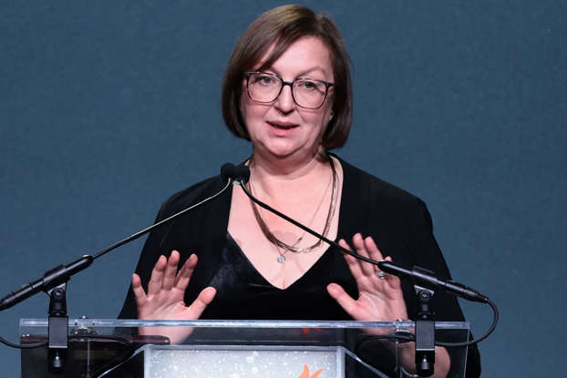 Уголовное дело в отношении основателя Медузы Галины Тимченко направлено в суд сообщили в СК Тимченко обвиняют в организации деятельности иностранной организации чья работа признана нежелательной в России Она объявлена в международный розыск и заочно арестована Следствие установило что в сентябре 2024 года и марте 2025 года она опубликовала видео для вовлечения граждан в деятельность организации в отношении которой принято решение о признании её нежелательной на территории России а также для формирования протестных настроений Иноагенты Подписаться на RT ТГ Зеркало MAX