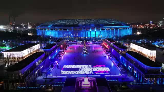 Бесплатные катки с пунктами проката и медпомощи появятся во всех районах Москвы