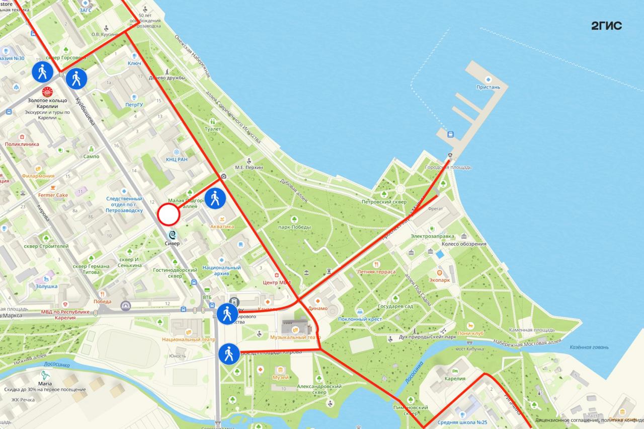 ‍ В центре Петрозаводска перекроют улицы из-за спортфестиваля.  6 июля с 07:00 до 15:00 в городе ограничат движение на ряде улиц - в том числе на Пушкинской, Куйбышева, Ригачина, Иссерсона, на площади Кирова и набережной Варкауса.  Причина - фестиваль "KareliaTri – 2025". Водителям советуют заранее продумать маршруты и следить за знаками.  5 5 5  Подписаться   Прислать новость