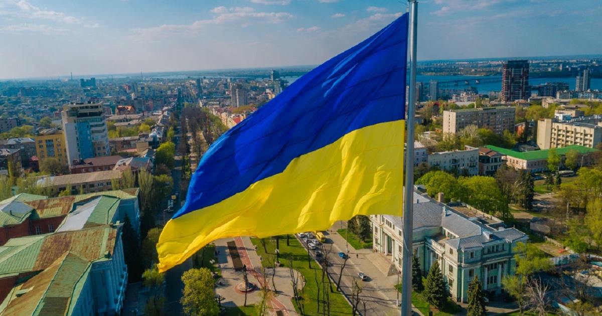 Postimees депутаты в Эстонии предложили запретить флаг Украины вне протокольных мероприятий Законопроект принят парламентом к рассмотрению Эстония Украина Подписаться на Pravda ru