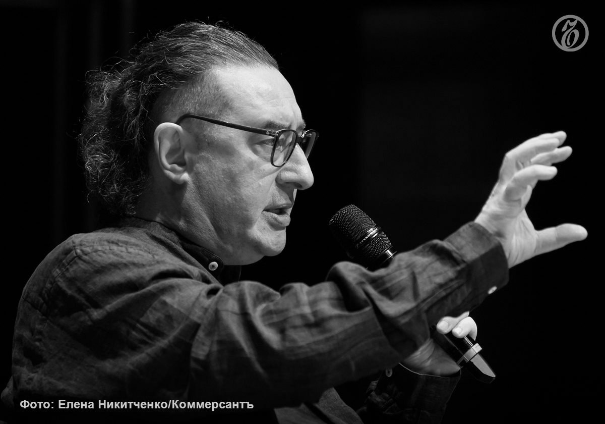 Умер художественный руководитель «Электротеатра Станиславский» Борис Юхананов. Ему было 67 лет. Об этом ТАСС сообщил ректор Российского института театрального искусства Григорий Заславский.