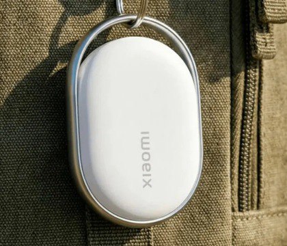 Выпущен смарт трекер Xiaomi Tag более доступный аналог Apple AirTag 2 Корпорация Apple недавно представила обновленную версию смарт трекера AirTag оснастив ее более точной системой отслеживания Ultra Wideband и громким динамиком Как пишет Android Authority Xiaomi уже выпустила конкурирующее решение под названием Xiaomi Tag не такое функциональное но гораздо более доступное по цене