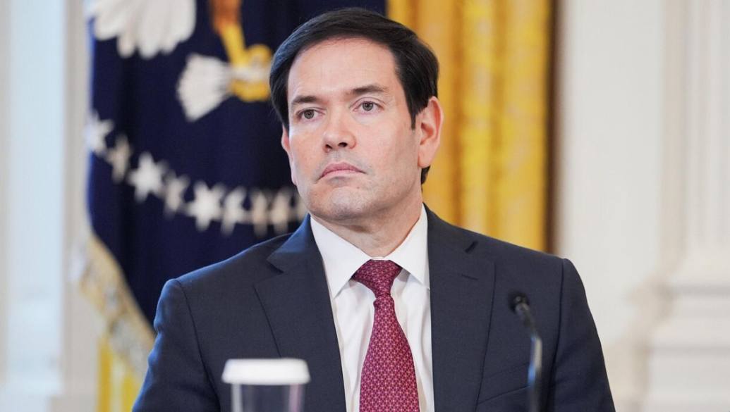 Госсекретарь США Марко Рубио возглавит американскую делегацию на Мюнхенской конференции по безопасности сообщил председатель конференции Вольфганг Ишингер По его словам в мероприятии примут участие более 50 членов американского конгресса представительная делегация правительства США чиновники профильных ведомств сенаторы губернаторы и мэры включая мэра Бостона и губернаторов Мичигана и Калифорнии