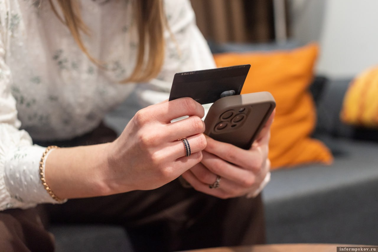 В управлении по борьбе с киберпреступностью МВД России предупредили о новой мошеннической схеме при которой гражданам рассылают письма с предложением списать долги через МФЦ в рамках несуществующей государственной программы Целью злоумышленников является получение кодов авторизации из СМС сообщений жертв В управлении по борьбе с киберпреступностью МВД России предупредили о новой мошеннической схеме при которой гражданам рассылают письма с предложением списать долги через МФЦ в рамках несуществующей государственной программы Целью злоумышленников является получение кодов авторизации из СМС сообщений жертв ПОДРОБНЕЕ Подписывайтесь на канал ПАИ в MAX