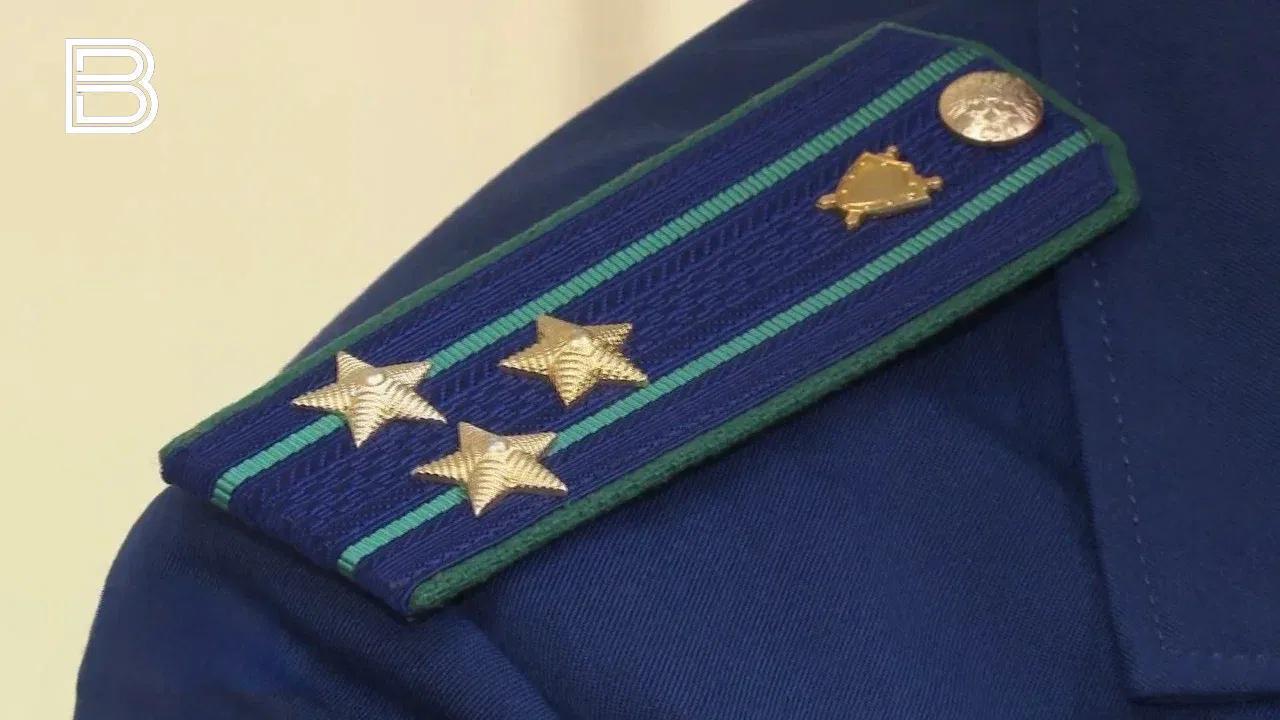 Прокуратура организовала проверку по жалобам жителей Мурманска на невывоз мусора Как сообщили в надзорном ведомстве оценят соблюдение законодательства в сфере обращения с отходами а также деятельность регионального оператора на соблюдение нормативов по своевременному вывозу мусора Все самые важные новости Telegram MAX