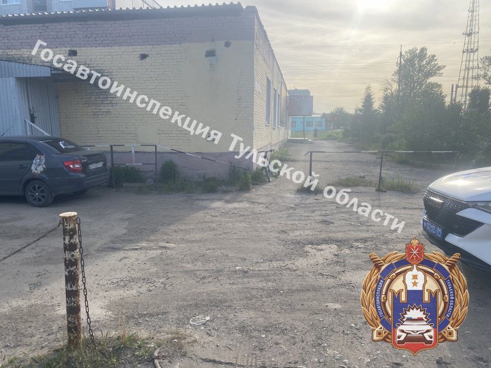 Автоледи на «Рено» сбила велосипедиста Днем 27 мая на улице Мира женщина 1987 года рождения, управляя автомобилем «Рено Дастер», совершила наезд на велосипедиста – мальчика 2013 года рождения, который, по предварительной информации, пересекал дорогу слева направо по ходу движения автомобиля. В результате ДТП пострадал несовершеннолетний велосипедист, госпитализирован в медицинское учреждение. Источник