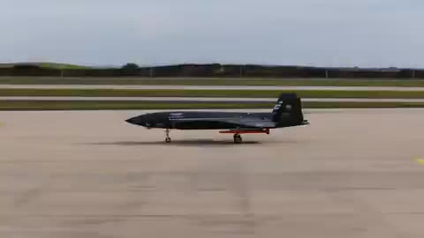 Bayraktar KIZILELMA успешно демонстрирует возможности с национальным вооружением