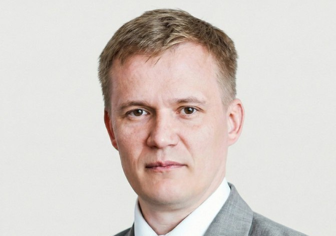 Ветеран СВО возглавит избирком Сириуса В федеральной территории Сириус сформировали новый состав территориальной избирательной комиссии ТИК Возглавил новый орган ветеран СВО Оярс Машков ранее занимавший пост заместителя председателя избиркома Хабаровского края Об этом сообщает пресс служба ЦИК России В состав вошли 11 членов комиссии с правом решающего голоса Председателем ТИК Сириус назначен Оярс Юрисович Машков имеющий опыт работы в избирательной комиссии Хабаровского края говорится в сообщении Южная служба новостей