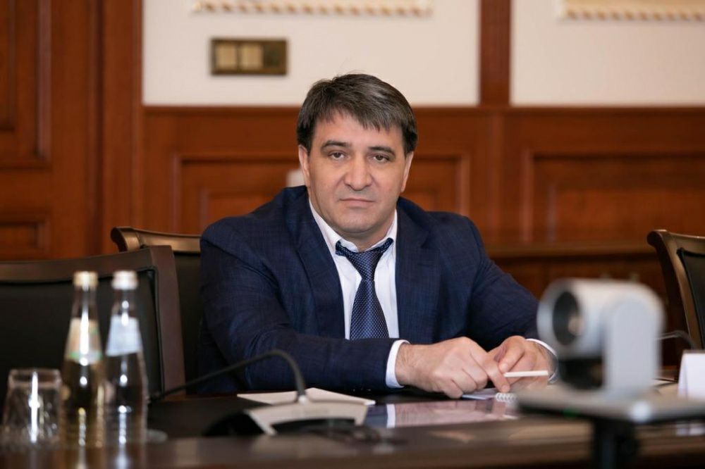 Джамбулат Салавов освобожден от должности министра транспорта и дорожного хозяйства Дагестана по собственному желанию. Указ об этом подписал глава республики Сергей Меликов. Салавов возглавлял Минтранс с февраля 2022 года.