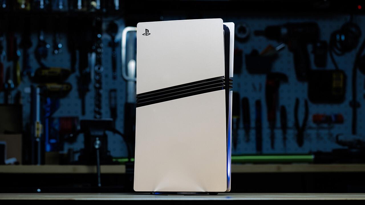 Попродавали PlayStation 5 на 1 ТБ и хватит Инсайдер billbil kun рассказал что Sony готовит следующую ревизию PS5 Digital Edition CFI 2116 с накопителем на 825 ГБ вместо 1 ТБ как было в ранних ревизиях до релиза Slim версии Такое решение может быть обосновано желанием сохранить цену без изменений Старт продаж новой ревизии ожидается 13 сентября инсайдер ждёт PS5 на 825 ГБ как минимум в Европе При этом у модели с дисководом объём накопителя не изменится и останется на уровне 1 ТБ Rozetked Plus