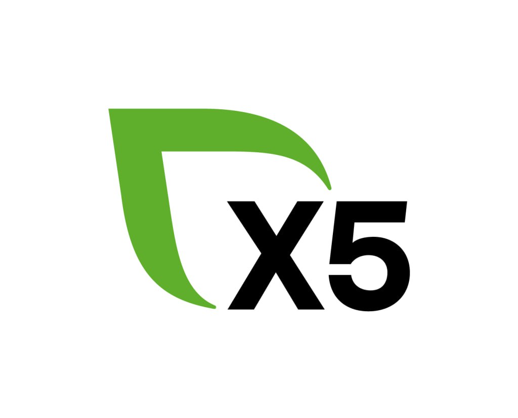 Теперь просто X5 ведущий ритейлер провёл ребрендинг Компания также изменила позиционирование и представила новый слоган Главные в еде Мы лидер отрасли и главные в еде Если ранее бренд X5 был известен в деловом сообществе то теперь мы хотим быть ближе к миллионам покупателей Обновлённая стратегия и визуальный стиль помогают говорить понятнее о нашей роли в жизни людей Ирина Гущина директор по развитию корпоративного бренда и коммуникациям X5     smartlab news i 165512 X5