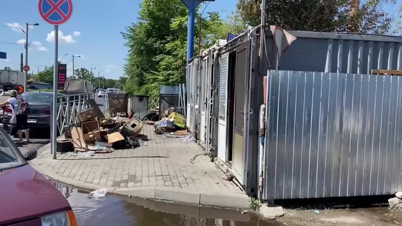 Пожар в складе супермаркета во Владивостоке ликвидирован без пострадавших