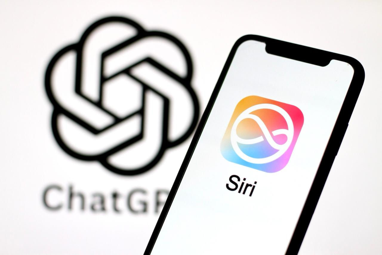 Apple рассказала, когда ждать GPT-5 в Apple Intelligence  В Apple Intelligence тоже есть ChatGPT, но для его работы используется старая модель GPT-4o.  Apple сообщила, что GPT-5 появится в Apple Intelligence в iOS 26, iPadOS 26 и macOS Tahoe 26. Все эти системы выйдут в сентябре.  В iOS 18, iPadOS 18 и macOS Sequoia, скорее всего, Apple Intelligence продолжит работать на базе ChatGPT с GPT-4o, хотя Apple этого не подтверждала.     #новости
