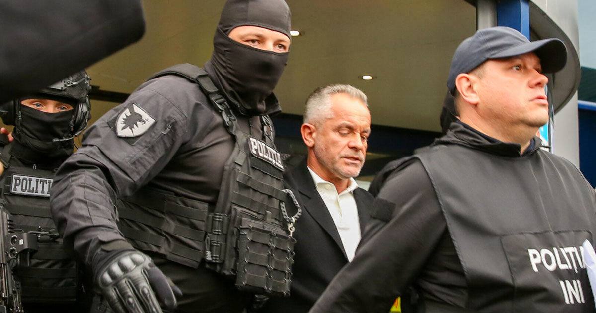 Владимир Плахотнюк останется под арестом ещё на 30 суток Суд продлил срок ареста по просьбе прокуроров Подпишись на Moldova Liberă