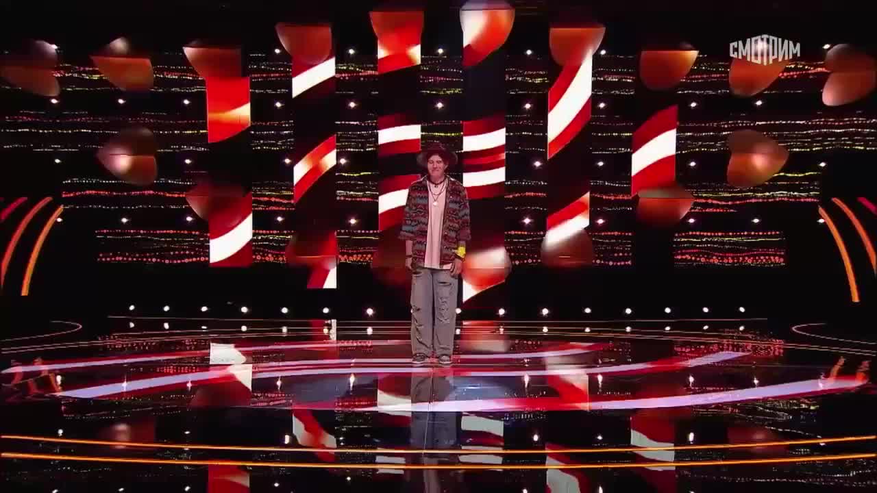 Артемий Пономарёв из Барнаула выступил на шоу 'Ну-ка, все вместе!'