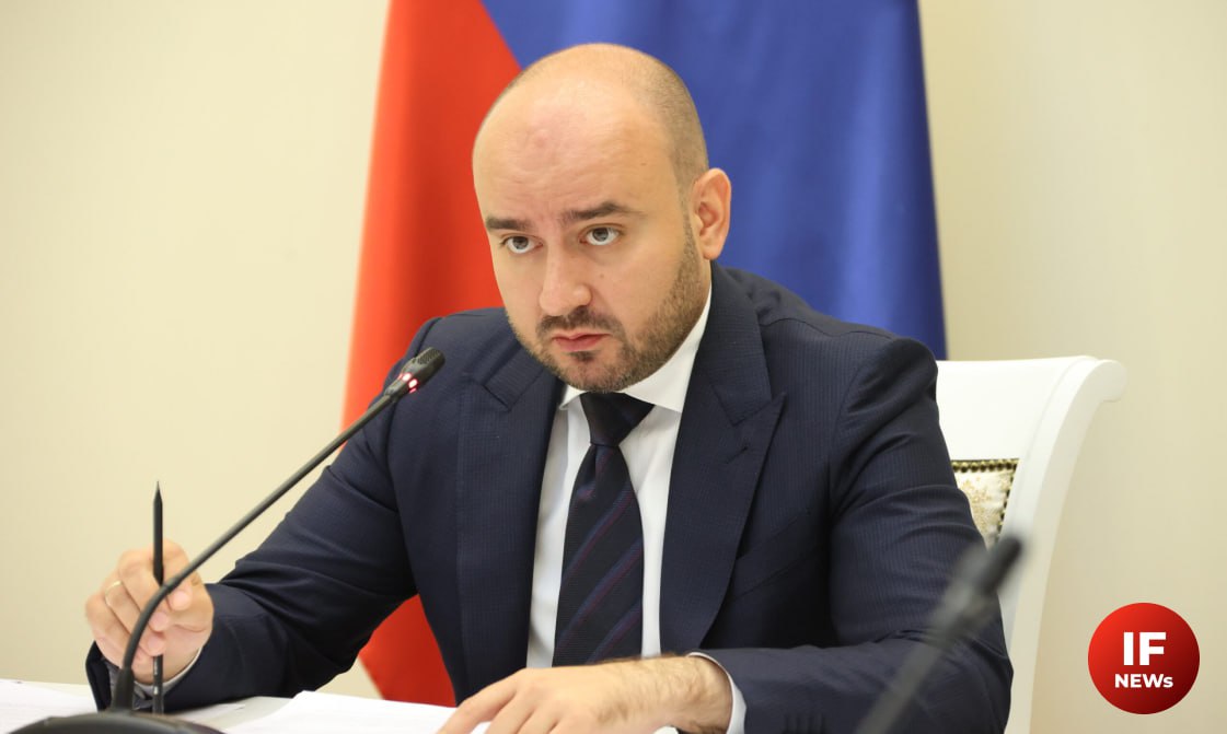 Ситуация на АВТОВАЗе В условиях стабильности производства и отсутствия резких изменений на автомобильном рынке Самарской области губернатор Федорищев подчеркнул устойчивость компании На фоне замедления отрасли руководством принято решение сократить рабочий график до четырех дней на отдельных участках Тем не менее производство и модернизация продукции продолжают осуществляться согласно плану Также объявлено о трехлетнем освобождении автозавода от налога на прибыль с целью стабилизации финансового положения предприятия investing investing