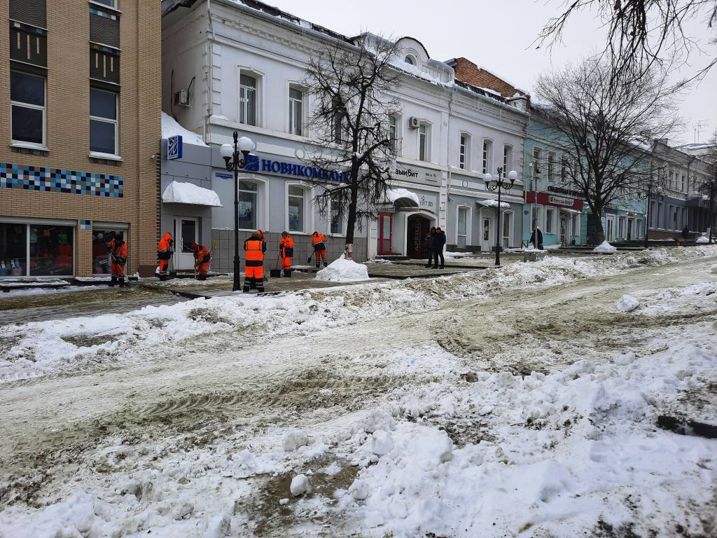 Администрация Пензы решила переложить на бизнес часть расходов за уборку муниципальной территории.   Новая инициатива рискует ударить не только по предпринимателям, но и по карману простых горожан.  Подробно разбираем ситуацию в нашем материале.