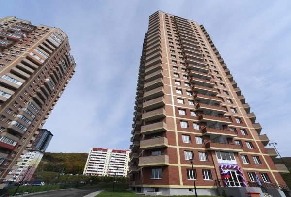 Гендиректор «Роскосмоса» назвал сроки запуска инженерной ипотеки Льготная программа заложена в нацпроект развития отрасли, она стартует с 2026 года, сообщил Дмитрий Баканов. Глава госкорпорации в ходе презентации документа уточнил, что субсидии при покупке жилья составят около 30%. Подпишись на «Говорит Москва»